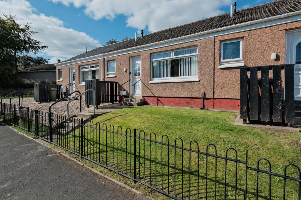 003-18 Calderbank View, Baillieston G69 7RL.jpg
