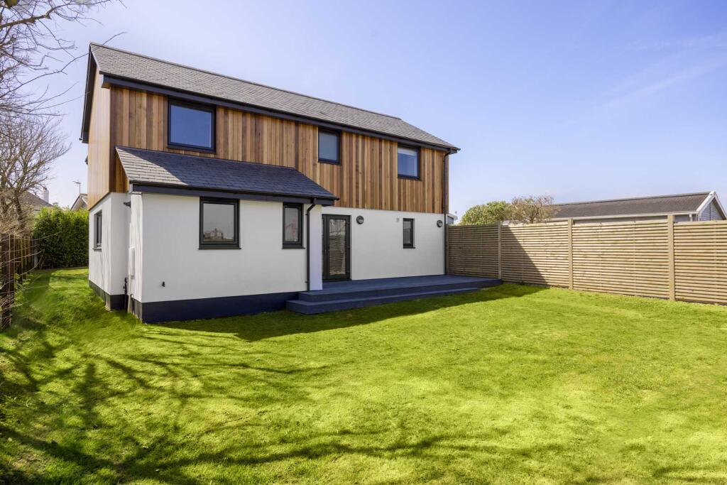 68273910dfeb1_constantine_bay_008
