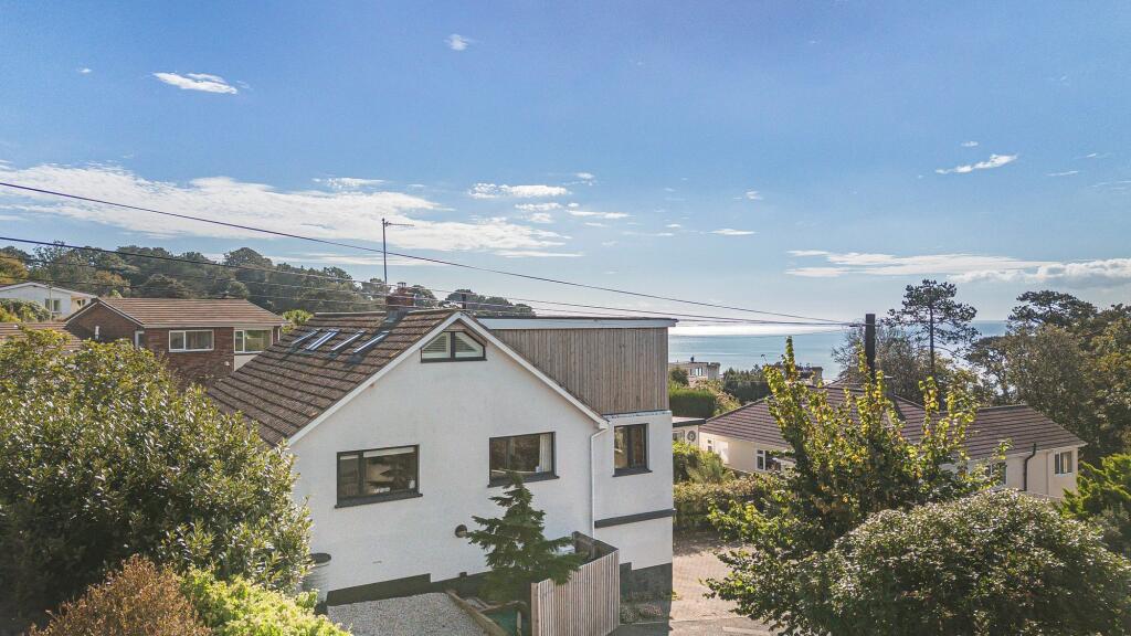 Side aspect with sea views