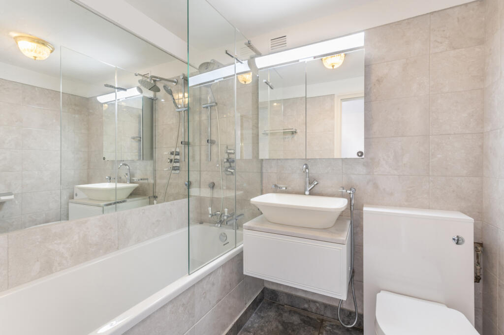 Bathroom 2