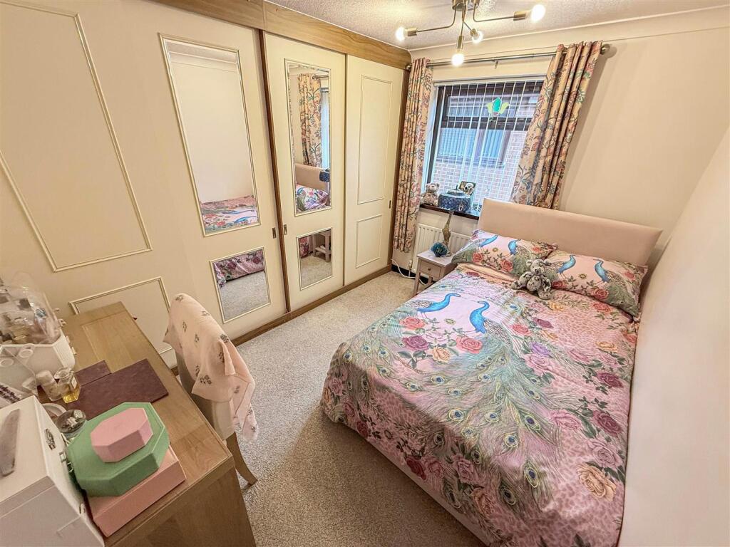 BEDROOM 3
