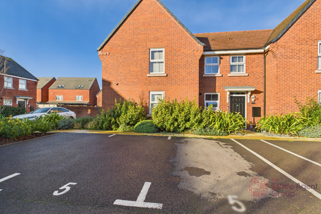 CAM02494G0-PR0074-STILL022