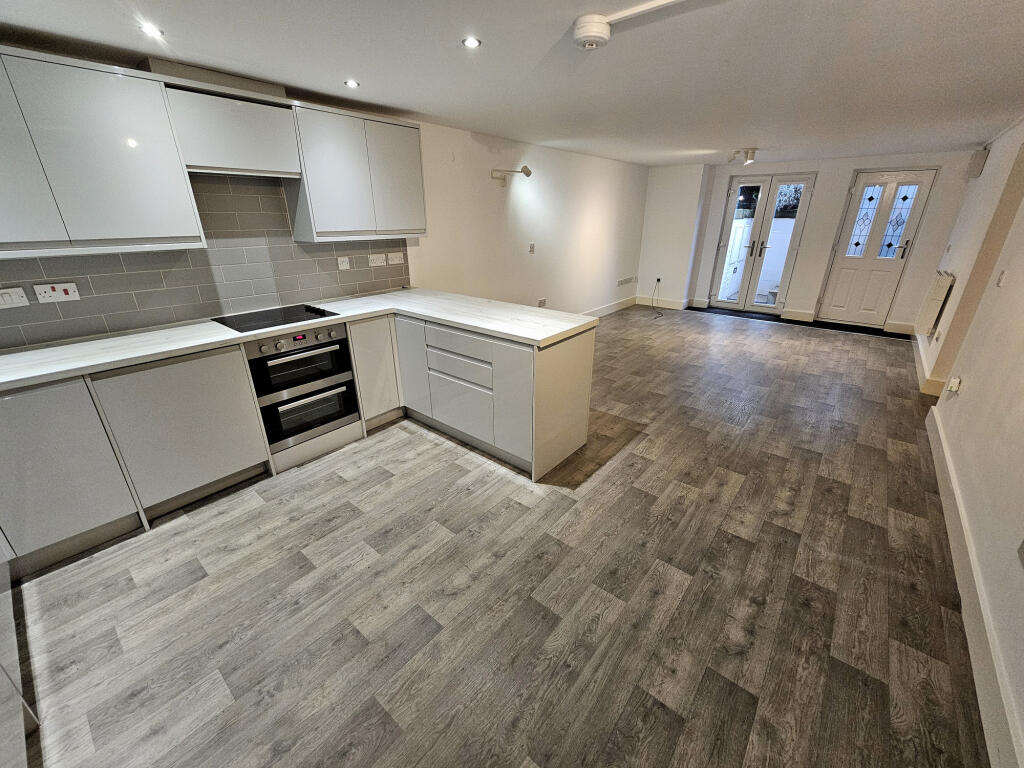 Kitchen/Lounge