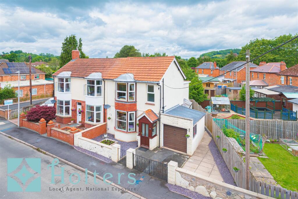 1 Irfon Road, Builth Wells-18.jpg