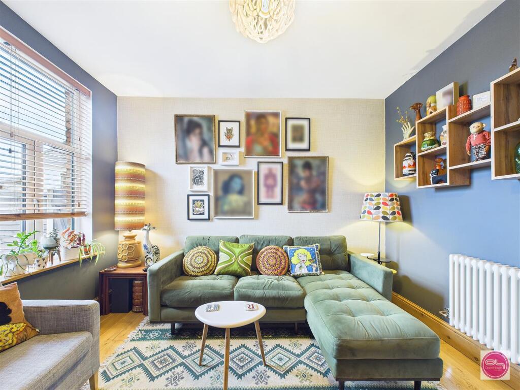 Darklands Road (11).jpg