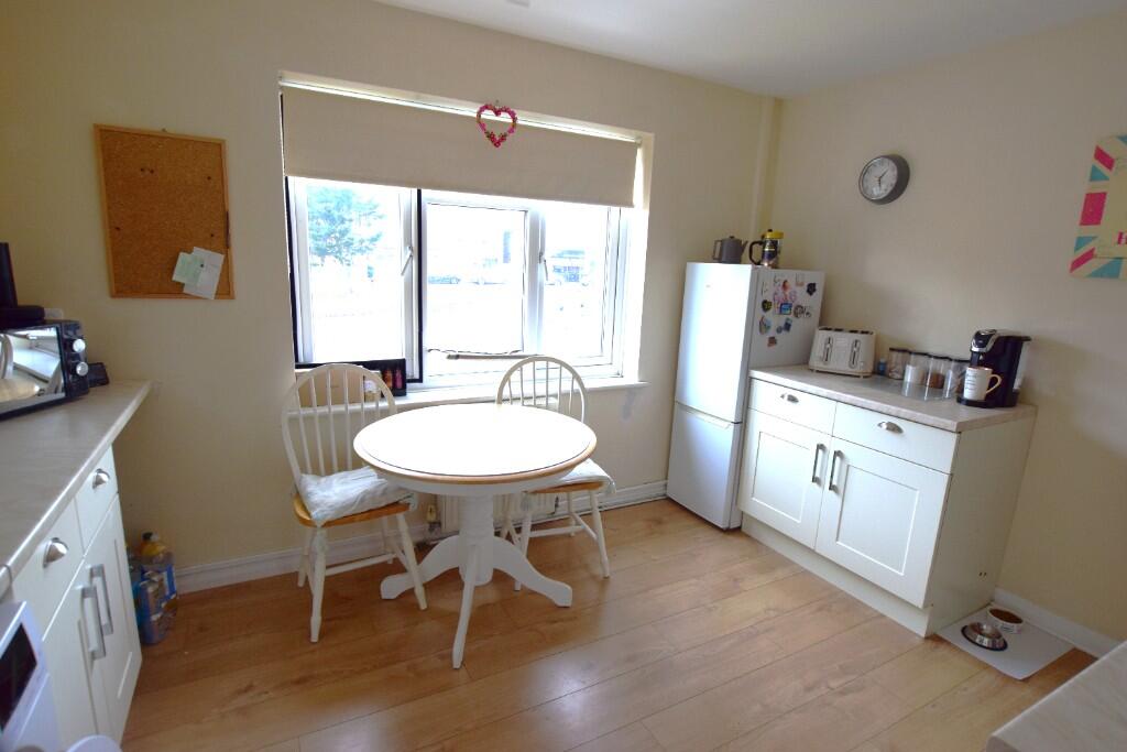 Kitchen/Breakfast Rm