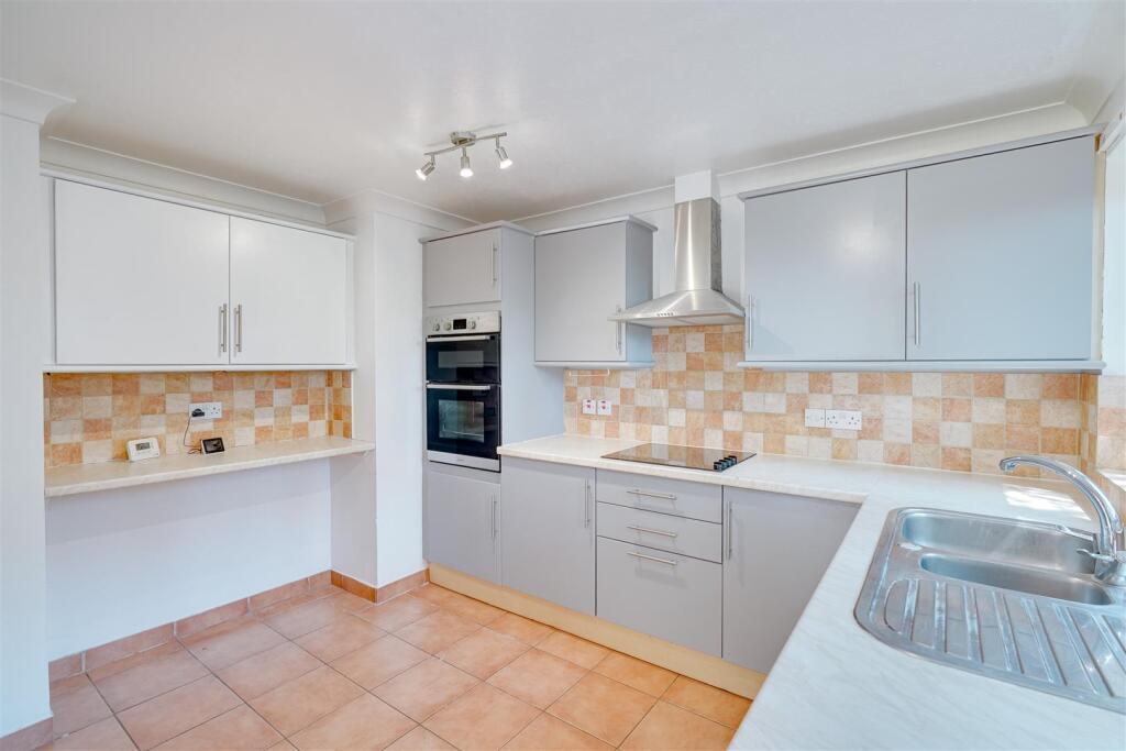 63 Toyse Lane, Burwell--8.jpg