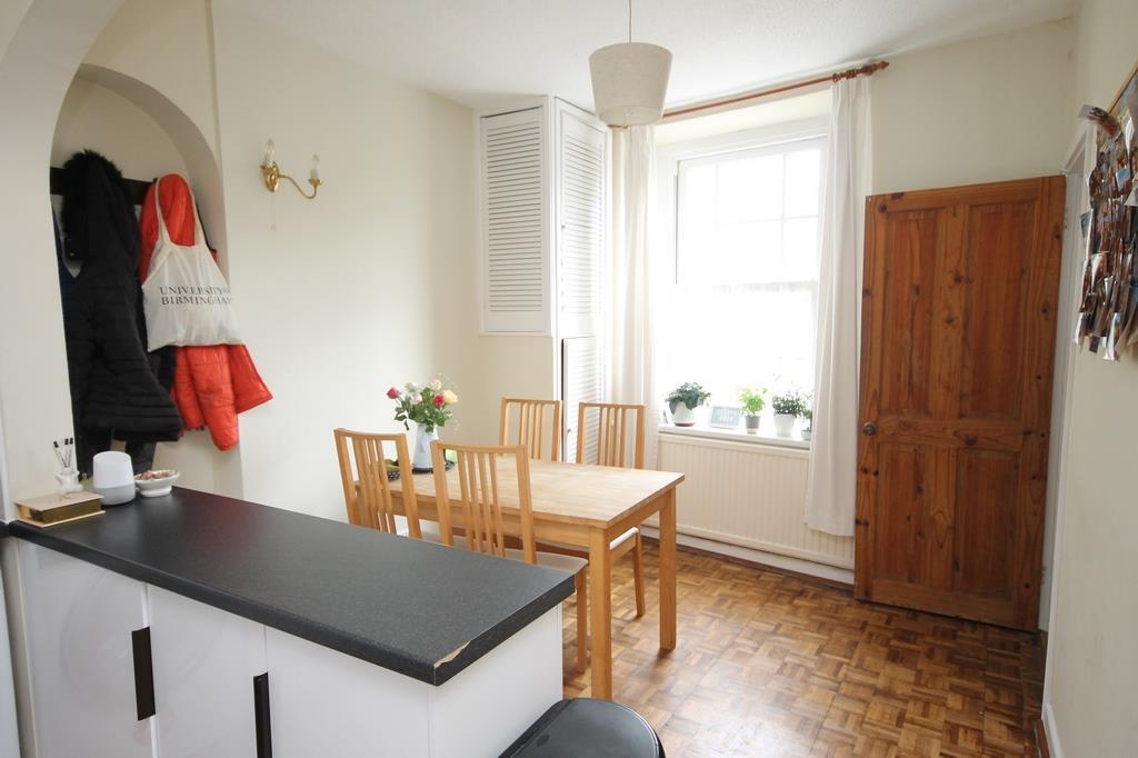 Kitchen Dining (Copy).JPG