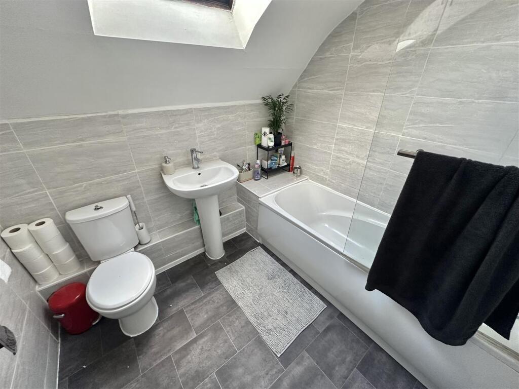 Bramleys - Savile Court - Mirfield (2).jpg