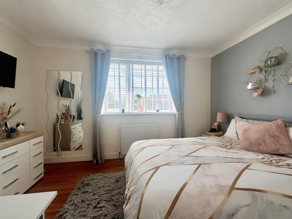 BEDROOM 3 - 2.jpg