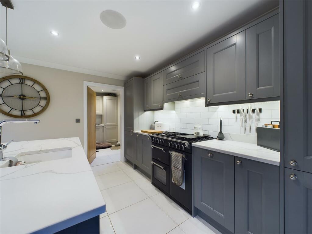 OPEN PLAN KITCHEN/ LIVING/ DINER