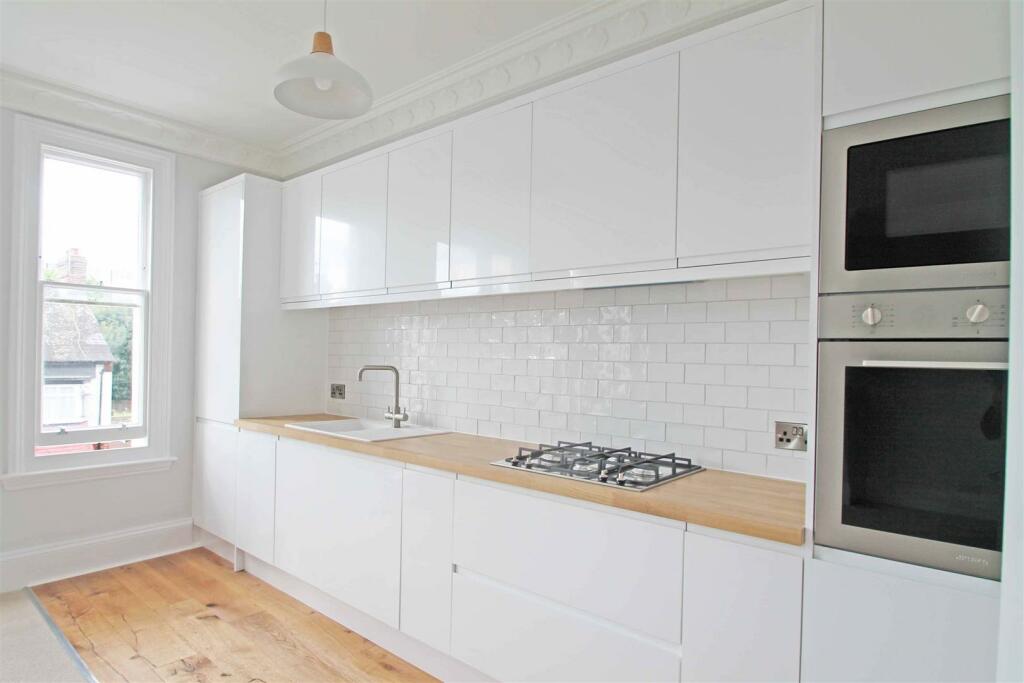 Kitchen/Sitting Room