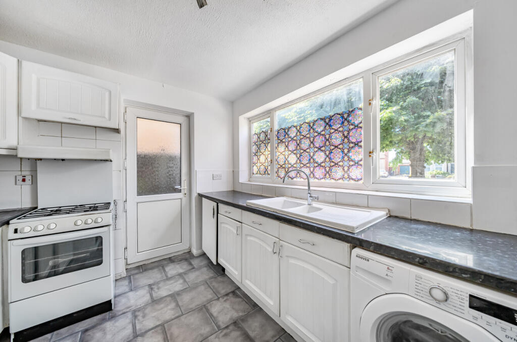 1299193-8-685304d...