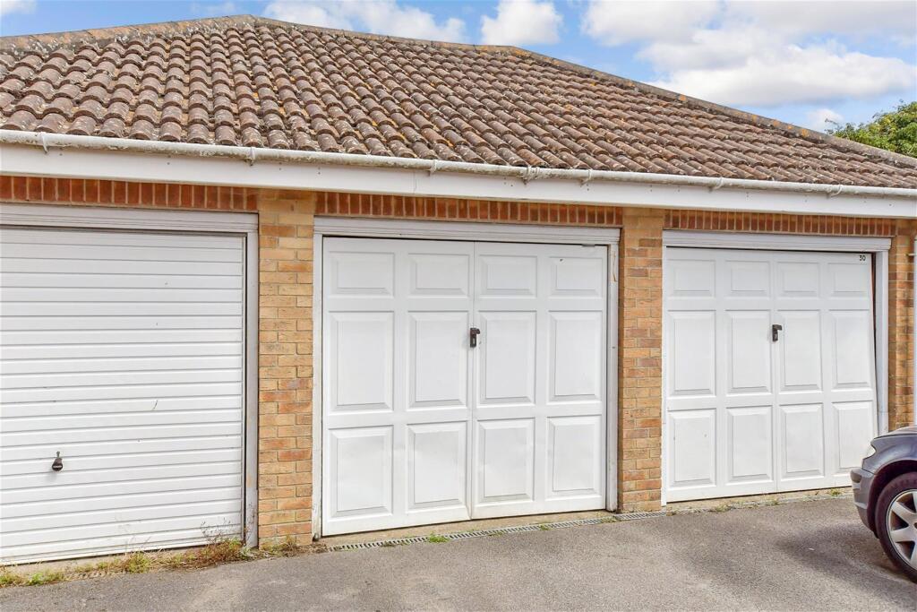 Garage 1