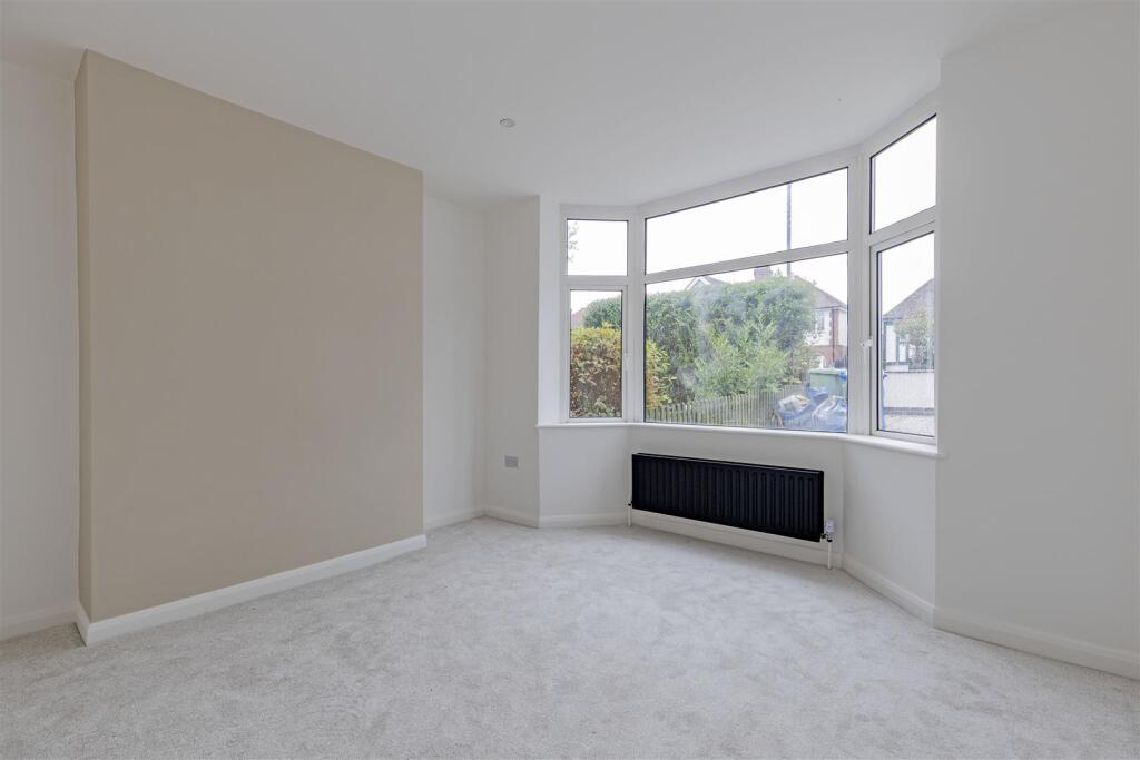 Reception Room-1.jpg