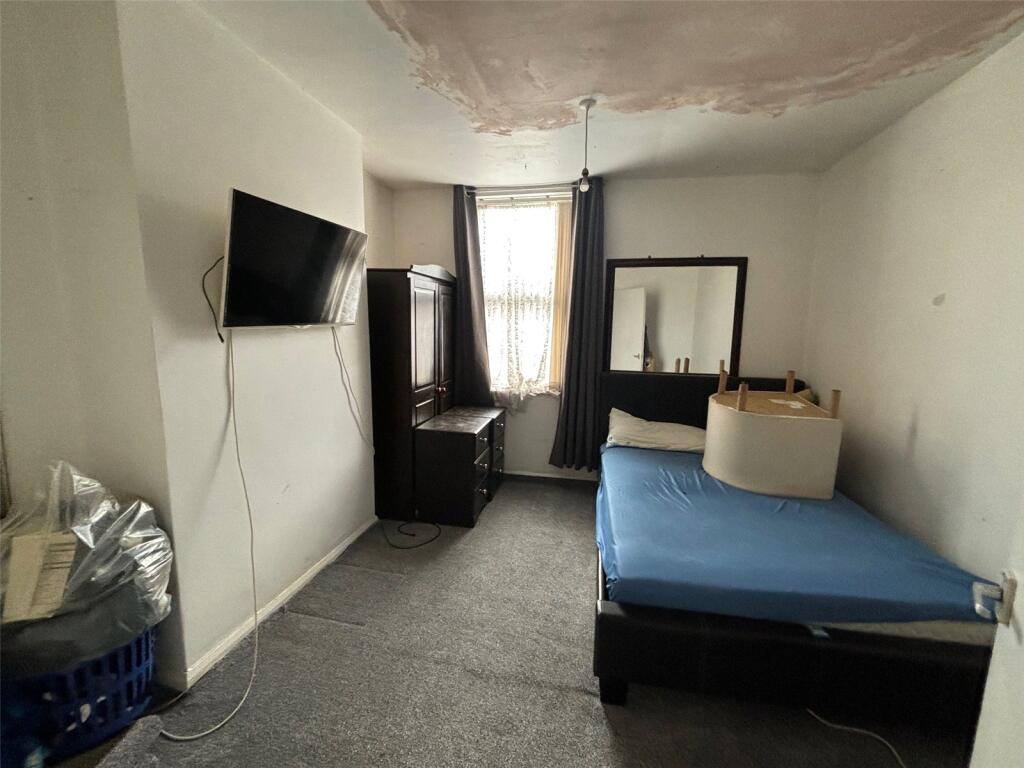 Bed 1