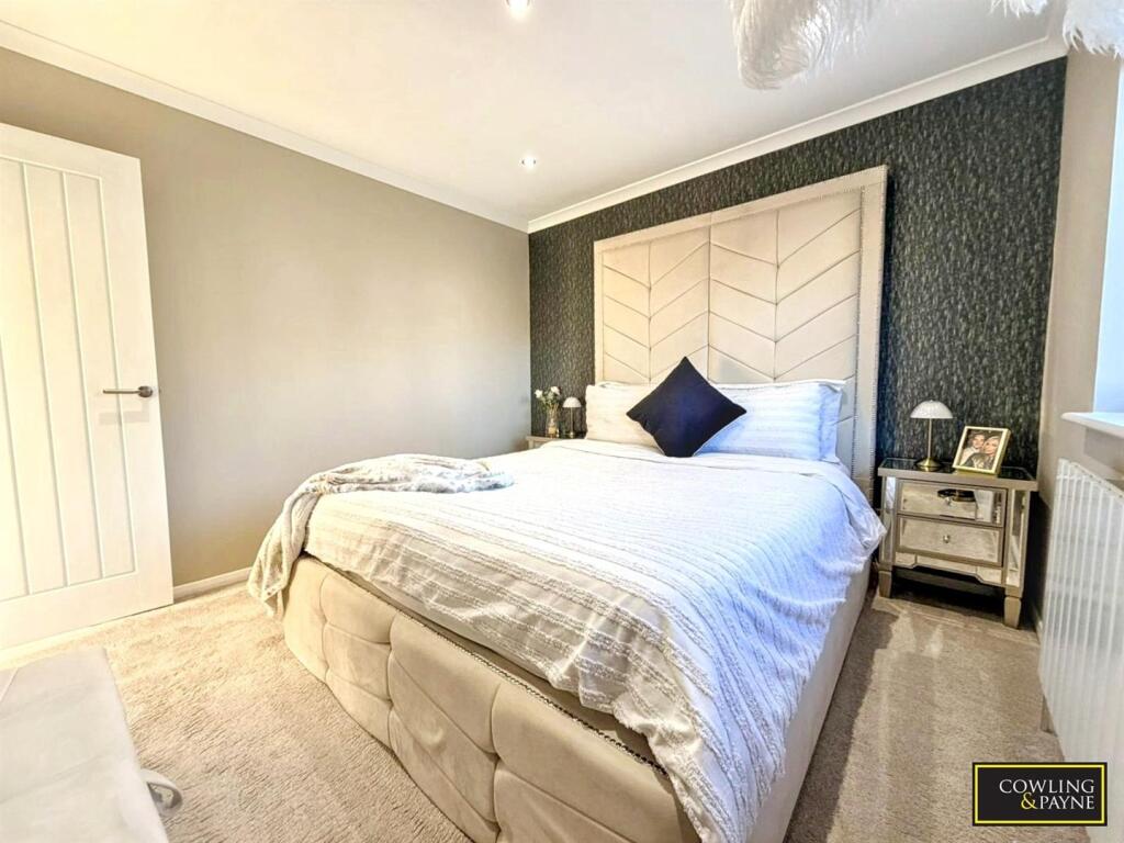 WhatsApp Image 2026-01-05 at 10.31.07.jpg