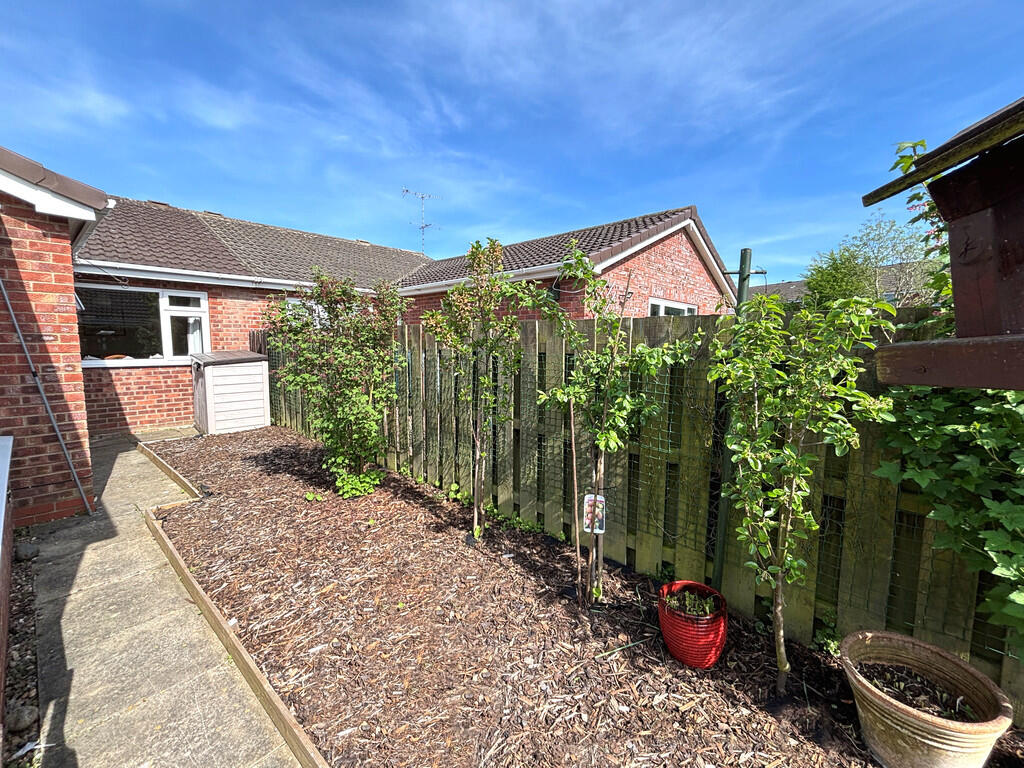 Garden side