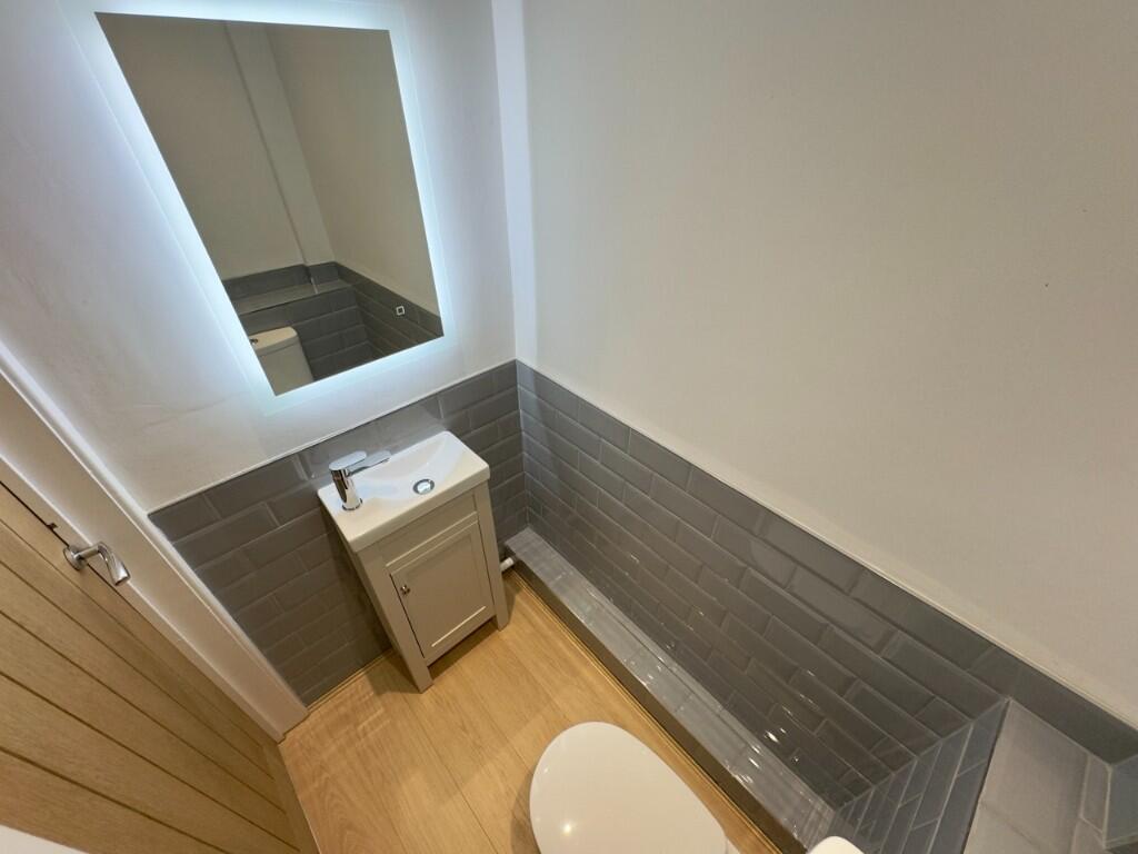 GROUND FLOOR WC
