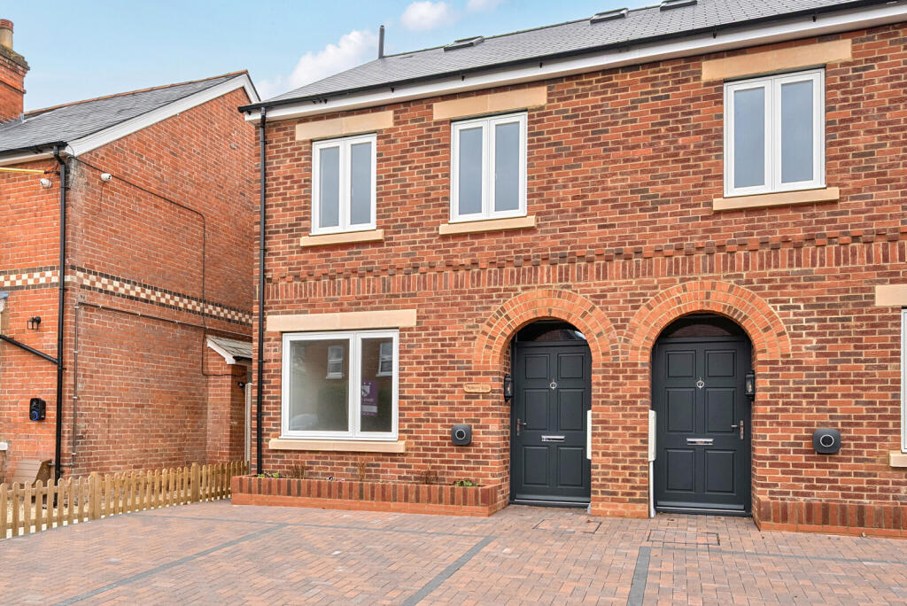 1356884-10-68cc15...