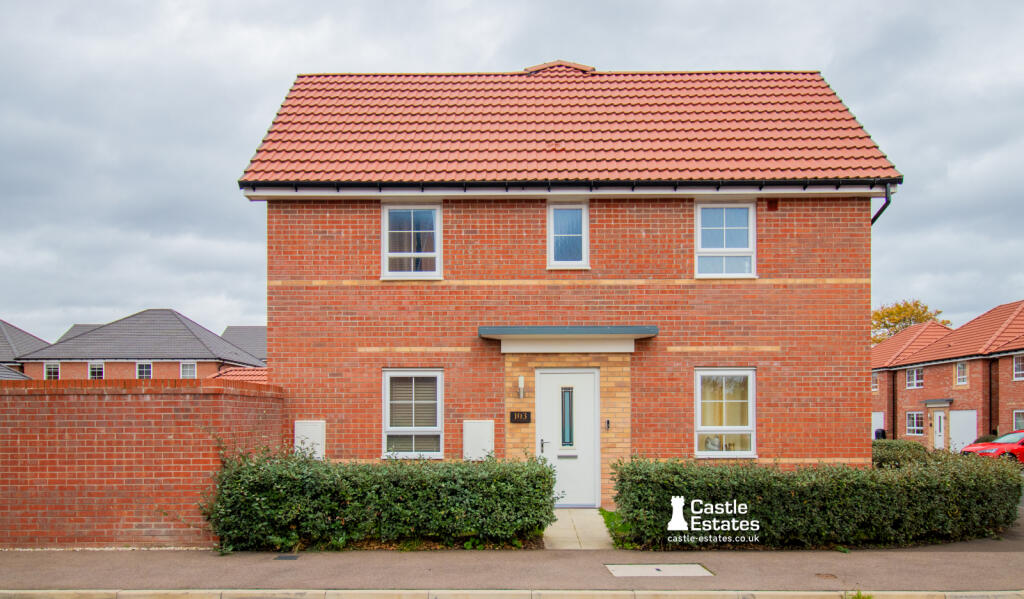 3 Bedroom Semi-Detached house for sale