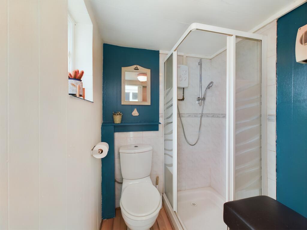 CAM05192G0-PR0004-STILL004