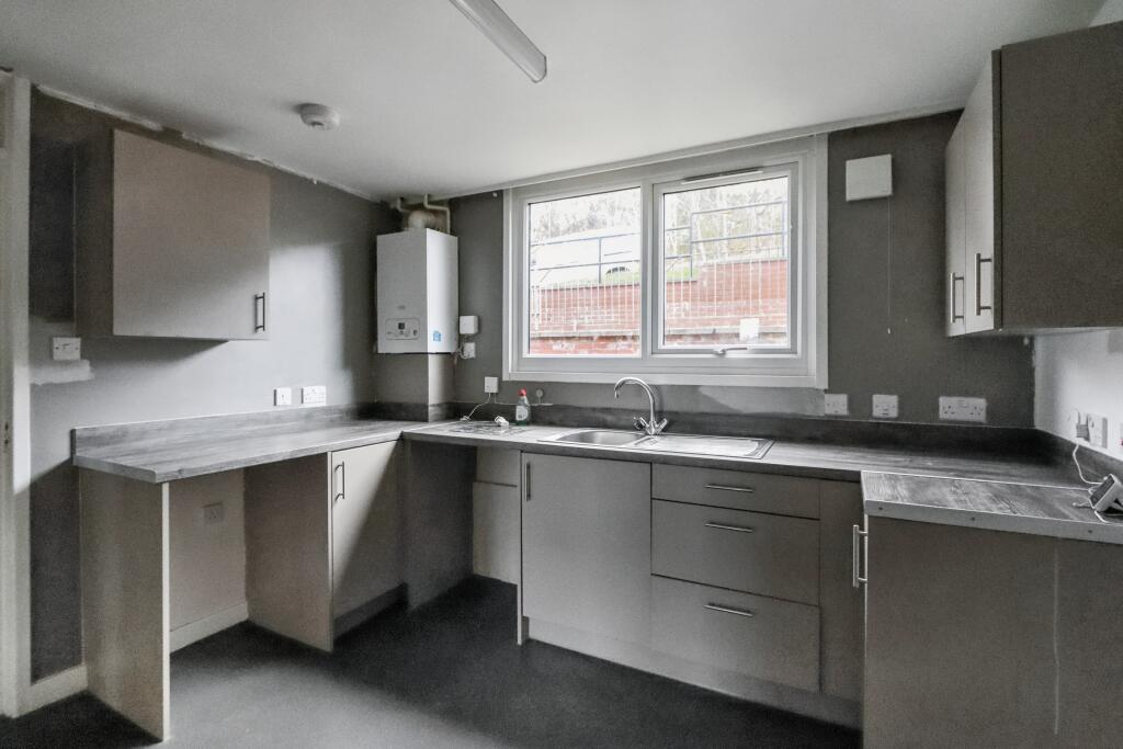 24 Park Spring Drive, Norfolk Park, Sheffield, South Yorkshire, S2 3RN