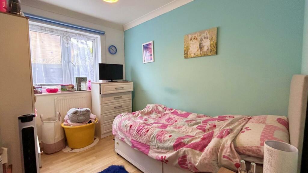 Bedroom 2.jpg