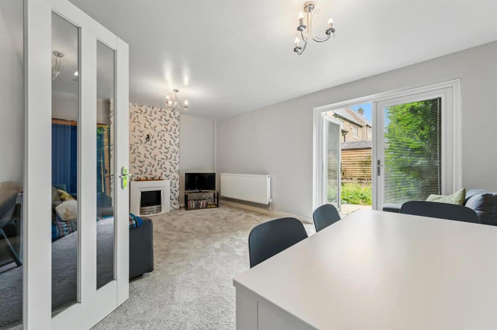 Saxton Mee 8 Fidler Close 0021.jpg