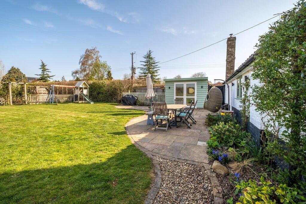 1440px-Halfboys-4...