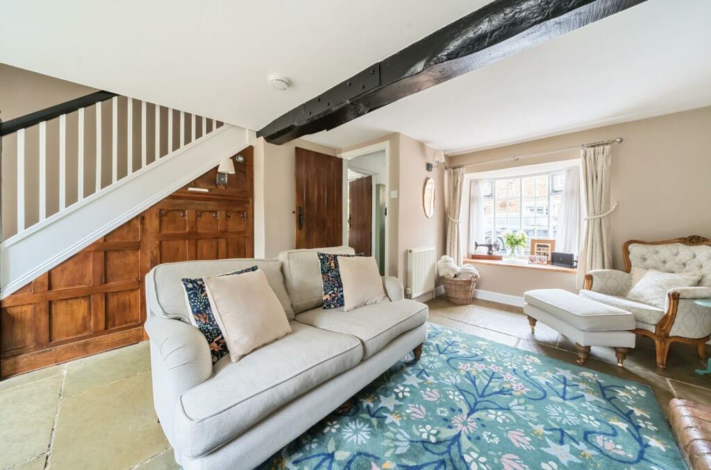 23 Main Road, Crick