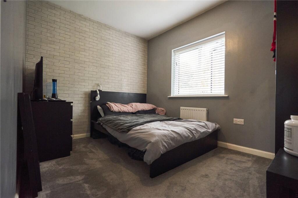 822_PEN250320_IMG...