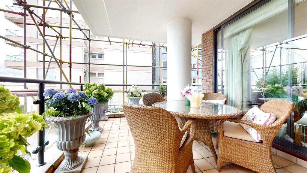 Property for sale in Waterside Point by Barrain Lo
