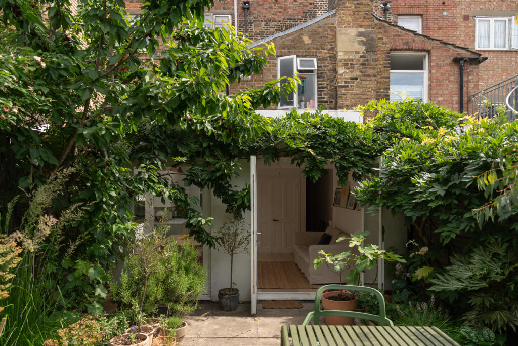 293108 - DRIFFIELD-ROAD-E3-027.jpg