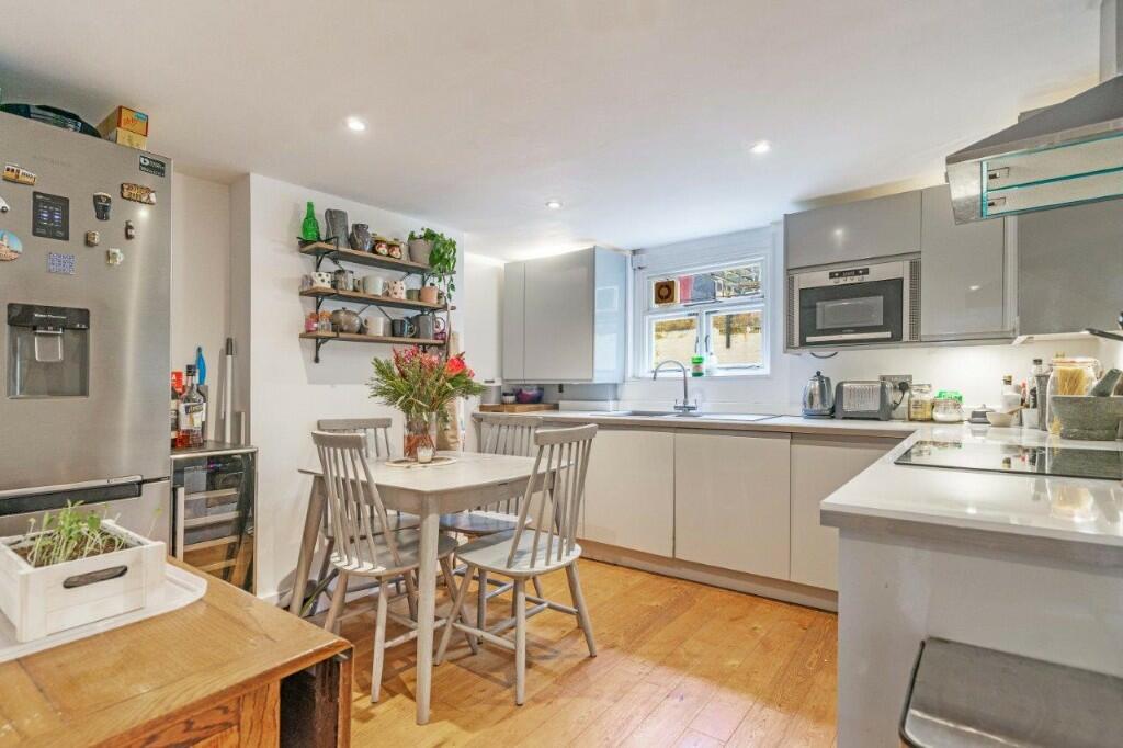 Kitchen/Breakfast