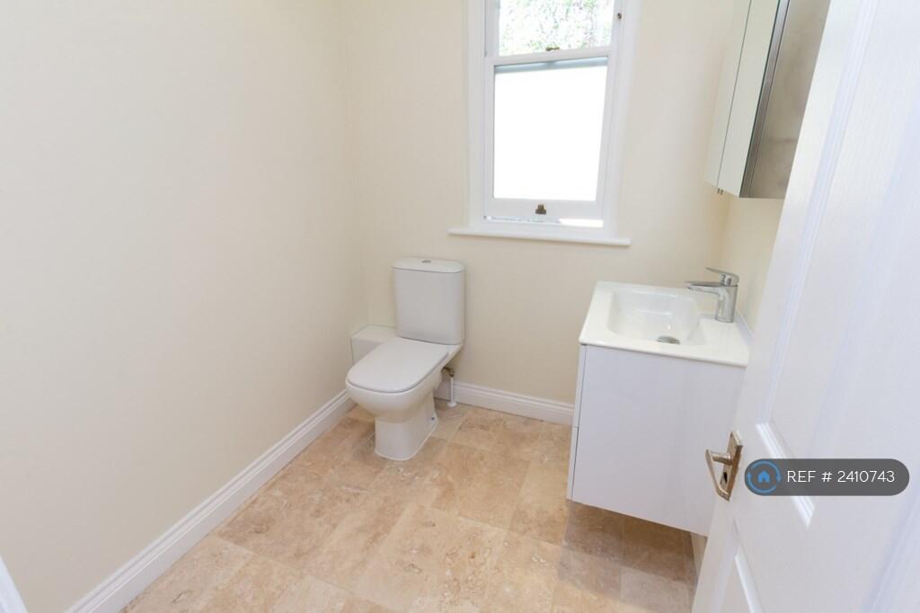 Downstairs Toilet/Utility Room