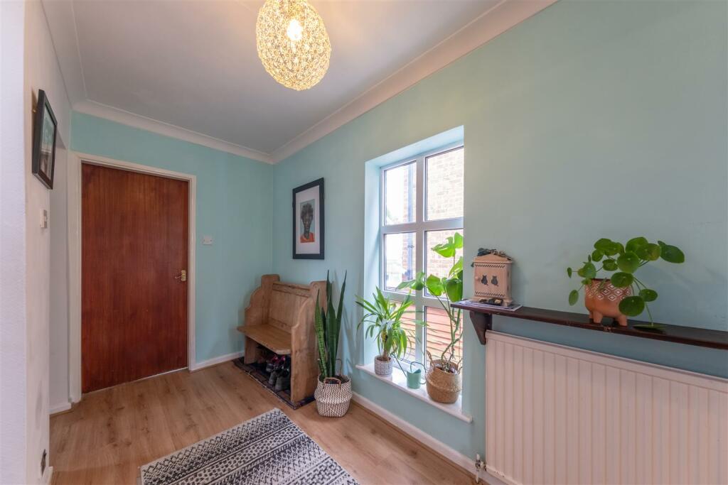 5 Moorlands Avenue-013.jpg