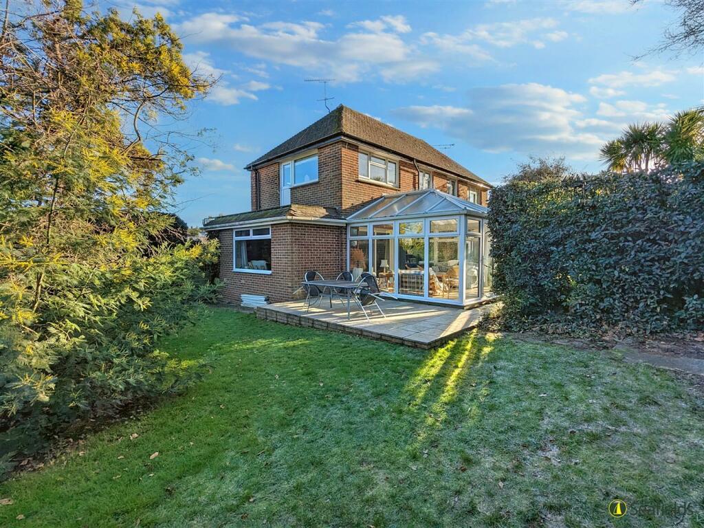 Rear Aspect &amp; Gardens