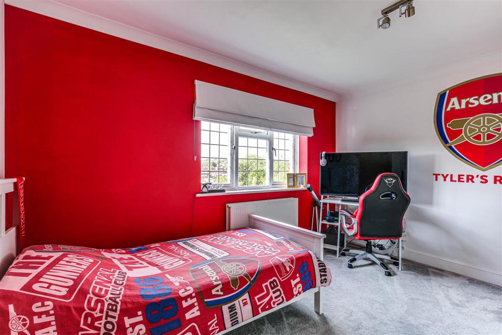 Bedroom 2.jpg