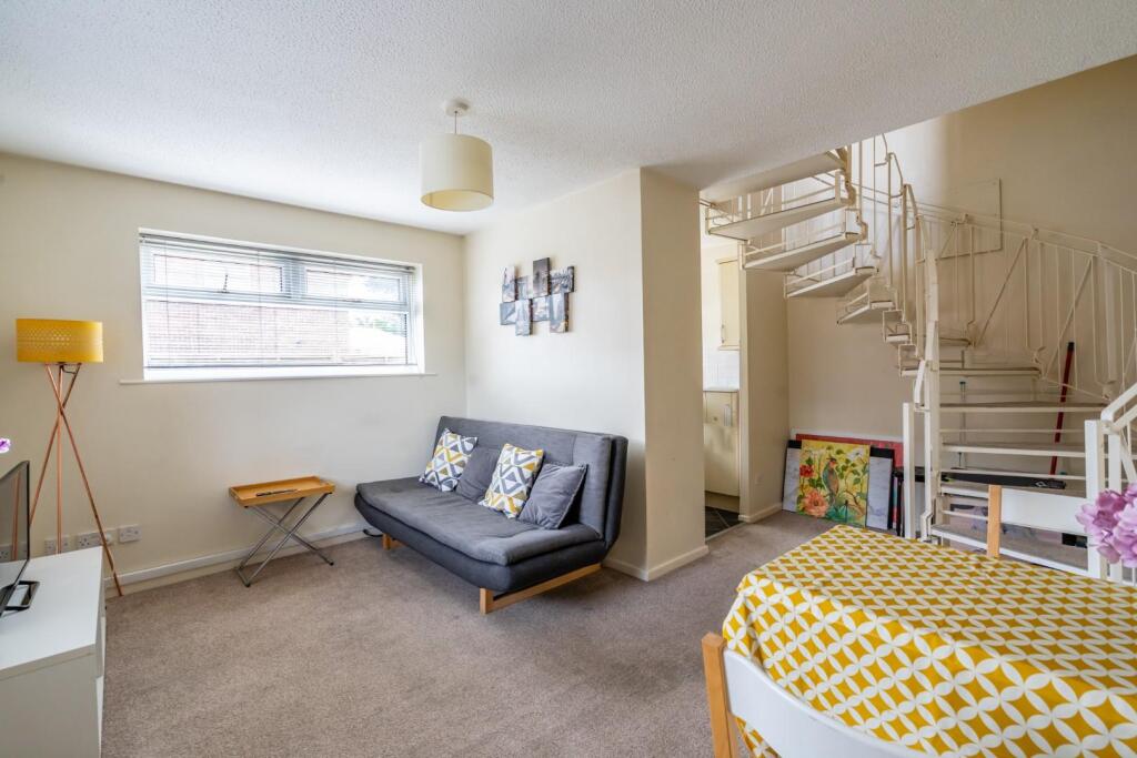 gresley court (11 of 12).jpg