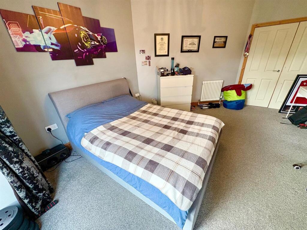ral bed 1.jpg