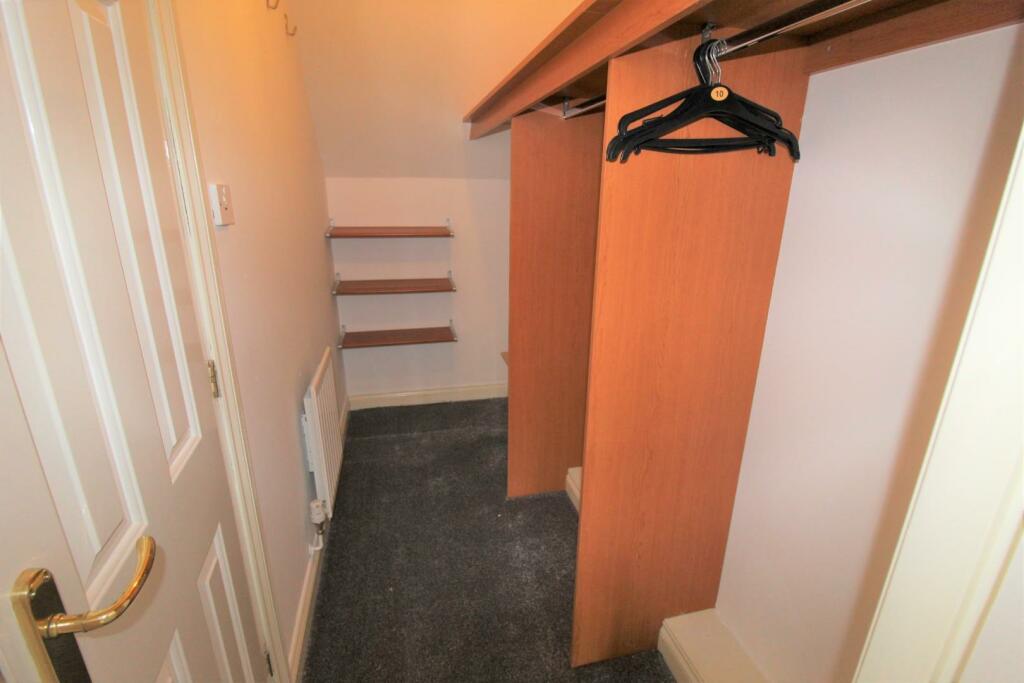 Walk in Wardrobe