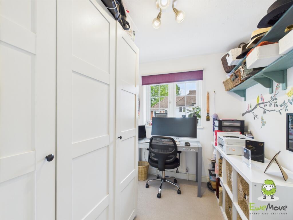 CAM03778G0-PR0225-STILL024