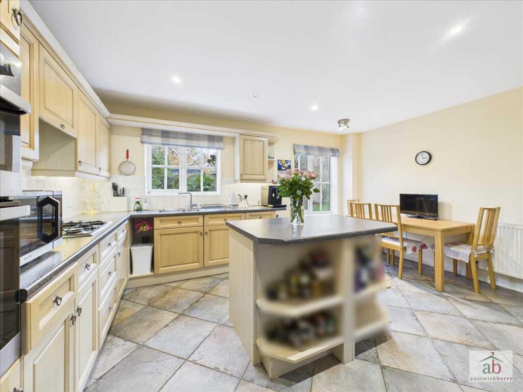 Kitchen/breakfast