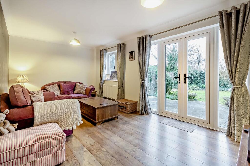 8675059-interior01-800.jpg
