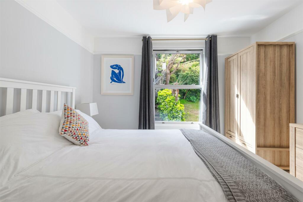 A16 - 58b, South Ford Road Dartmouth - 240501.jpg