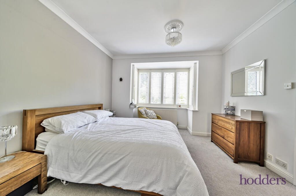 9975646a-b61b-4b3...