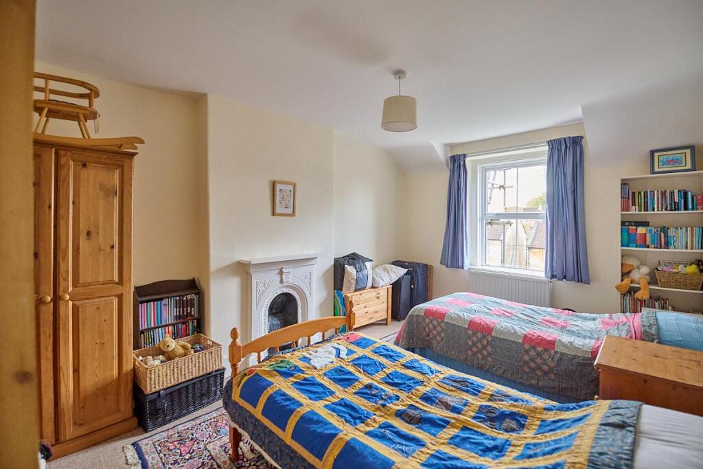 BA15 1EG BEDROOM 6 LO RES_ 2.jpg