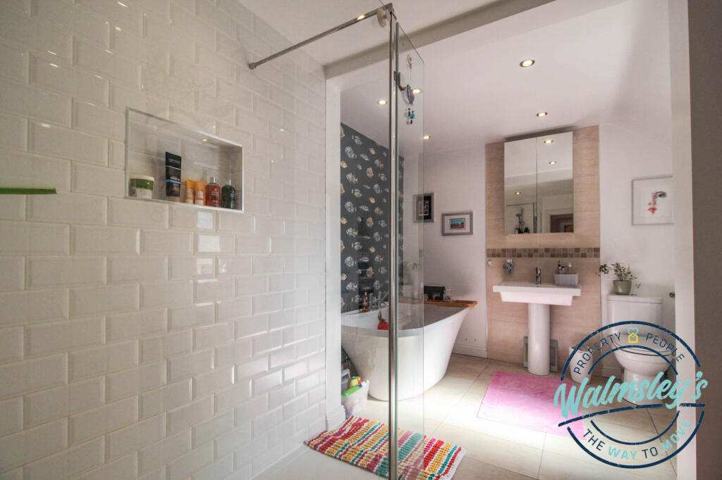 Four piece bathroom