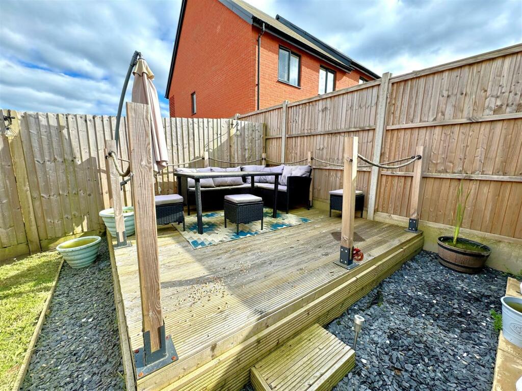 garden 2.jpg